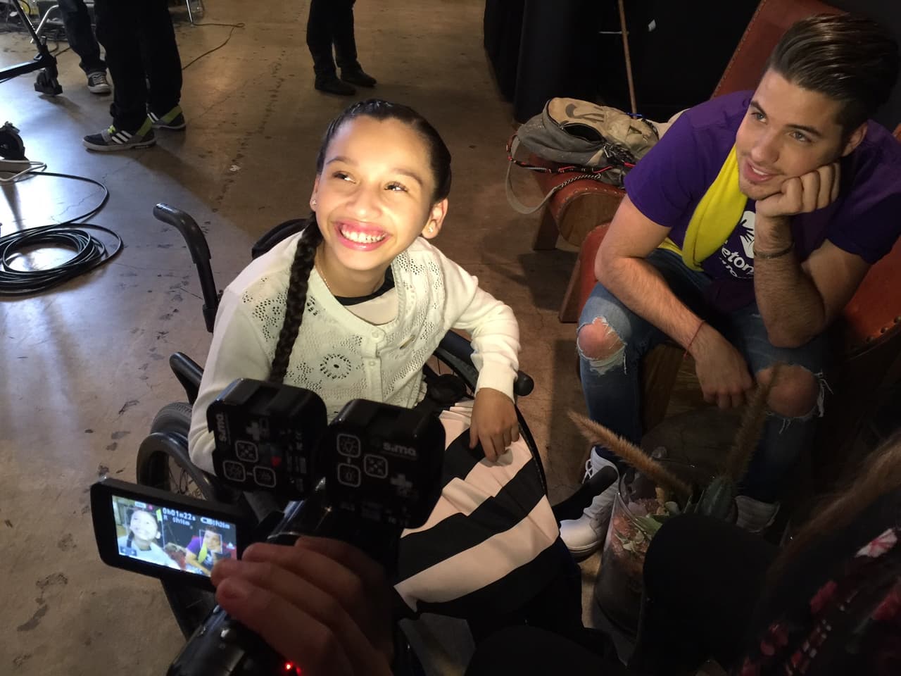 Varios artistas abrieron su corazón para escuchar las historias de los niños del Teletón USA.