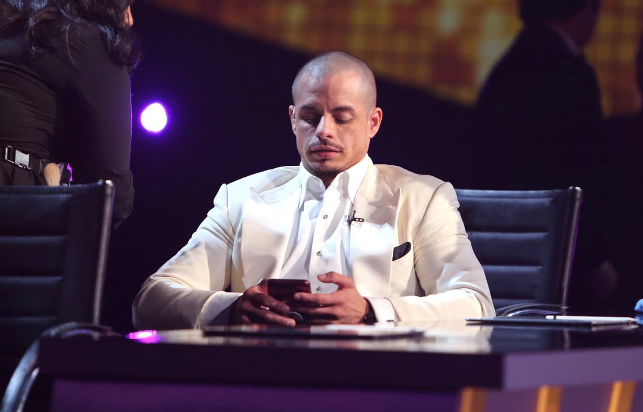 Casper Smart añadió que venía de vuelta a Estados Unidos donde sería sometido a una cirugía de emergencia. Colegas y seguidores inundaron su publicación con buenos deseos.