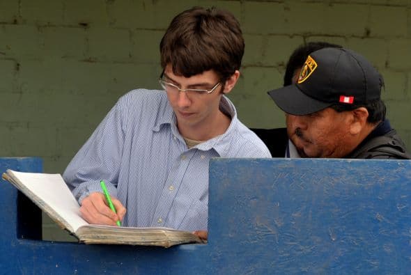 Desde entonces, la pareja estuvo detenida, a pesar de que "el informe de la policía peruana establece que el registro no permitió encontrar ni droga, ni armas, ni municiones", aseguró Jean-Claude Delporte.