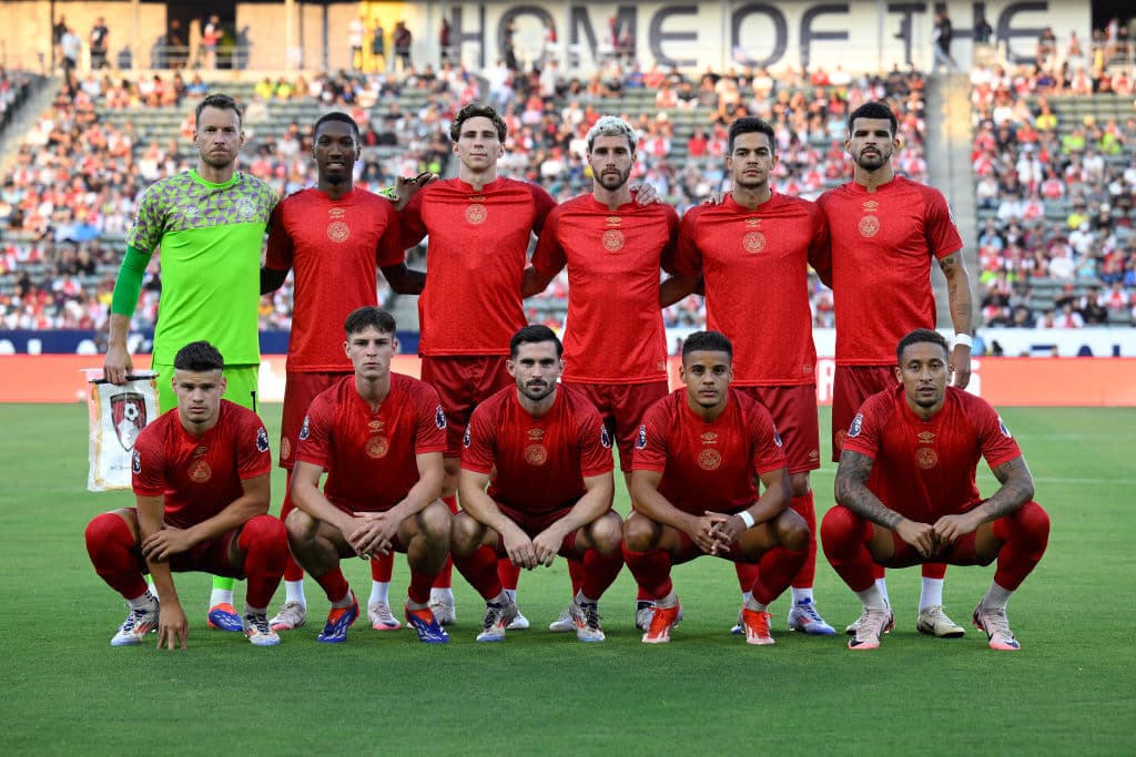 ¡Modesto, pero histórico! AFC Bournemouth, el nuevo club de Julián Araujo