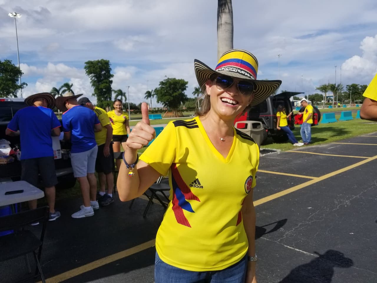 La alegría y belleza de las colombianas en el estadio de Miami.