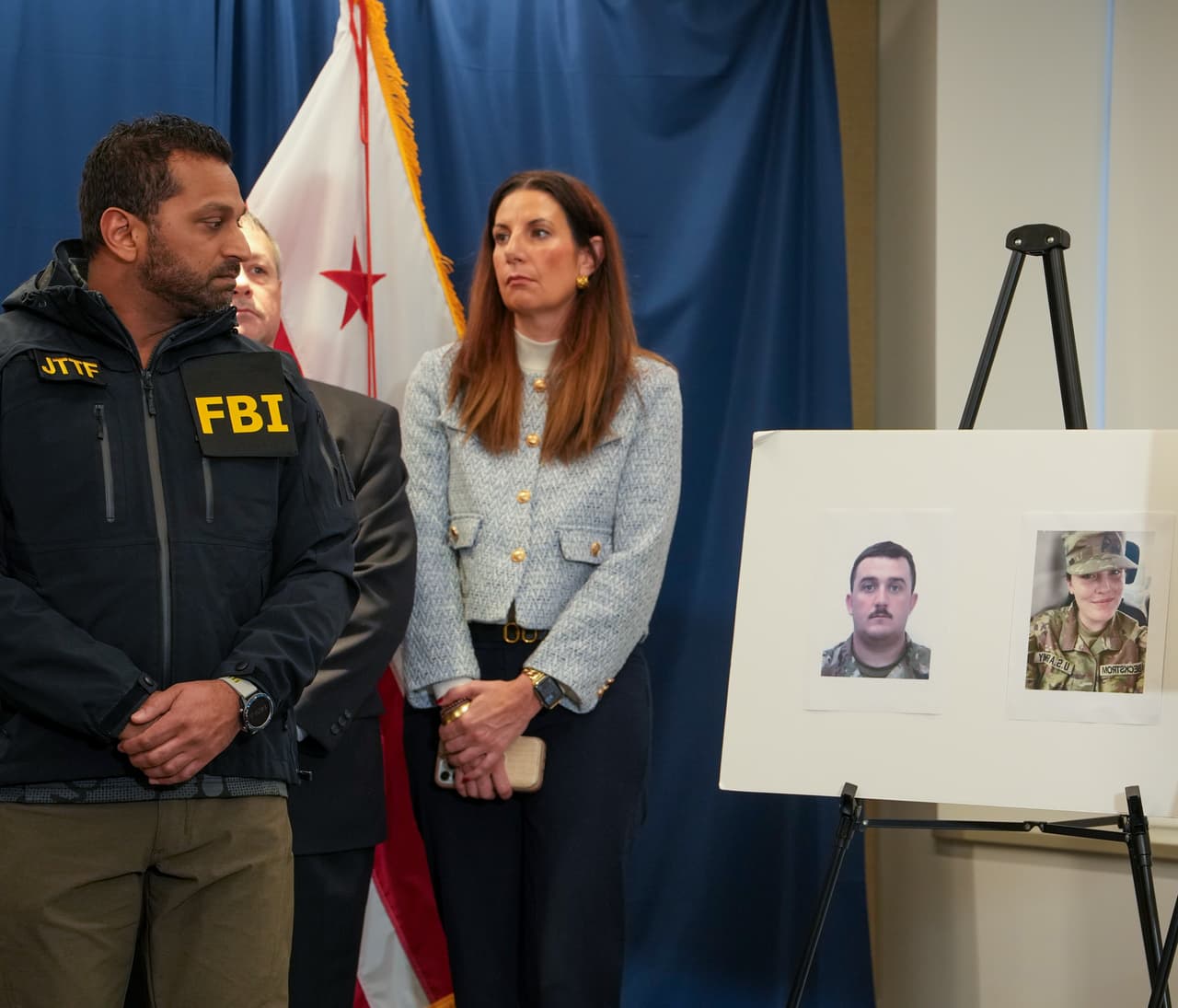 <b>Ambos soldados se encontraban en DC como parte de la ofensiva del presidente contra la delincuencia en la capital de la nación, justificó</b>. 
<br>
<br>En un discurso, precisamente el mandatario Donald Trump calificó este ataque como “un acto de terrorismo”.