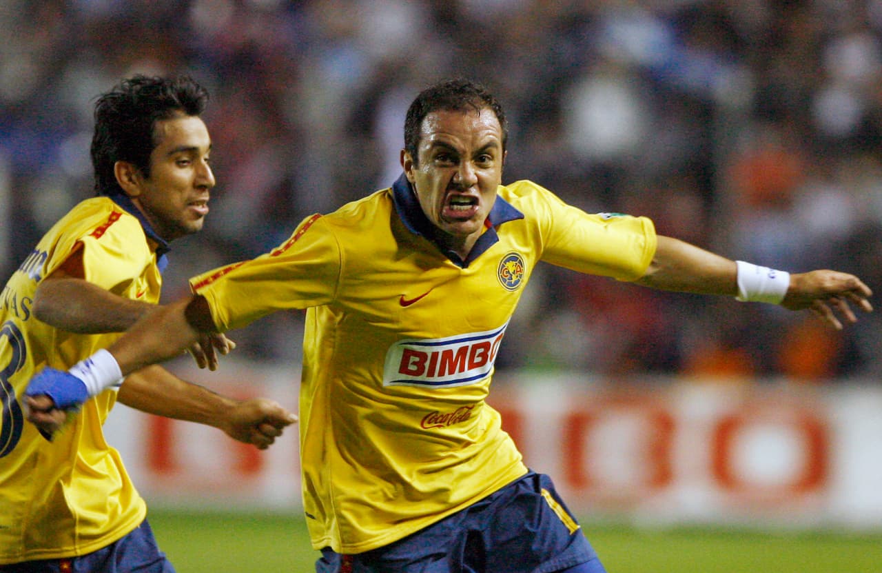 <b>Cuauhtémoc Blanco</b>: En su tercera etapa con América tuvo buen rendimiento en la Copa Libertadores de 2007 y fue subcampeón del Clausura 2007 en el que anotó doblete en la final. En abril de ese año lle´go al Chicago Fire.