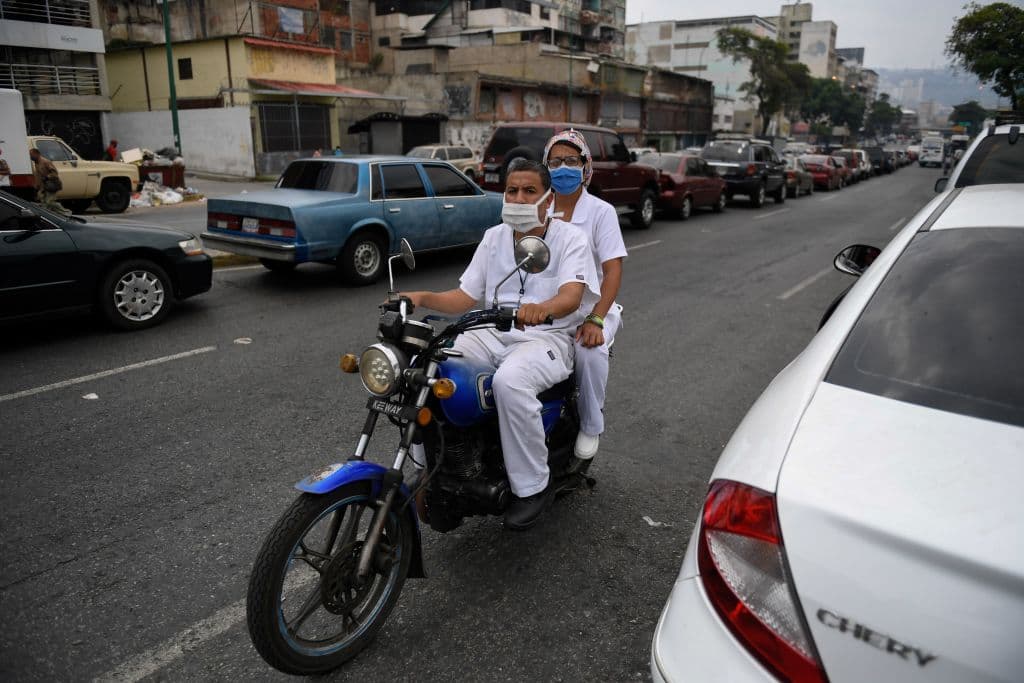 Médicos y pacientes deben llevar su propia agua al hospital: organizaciones piden enviar a Venezuela ayuda humanitaria urgente