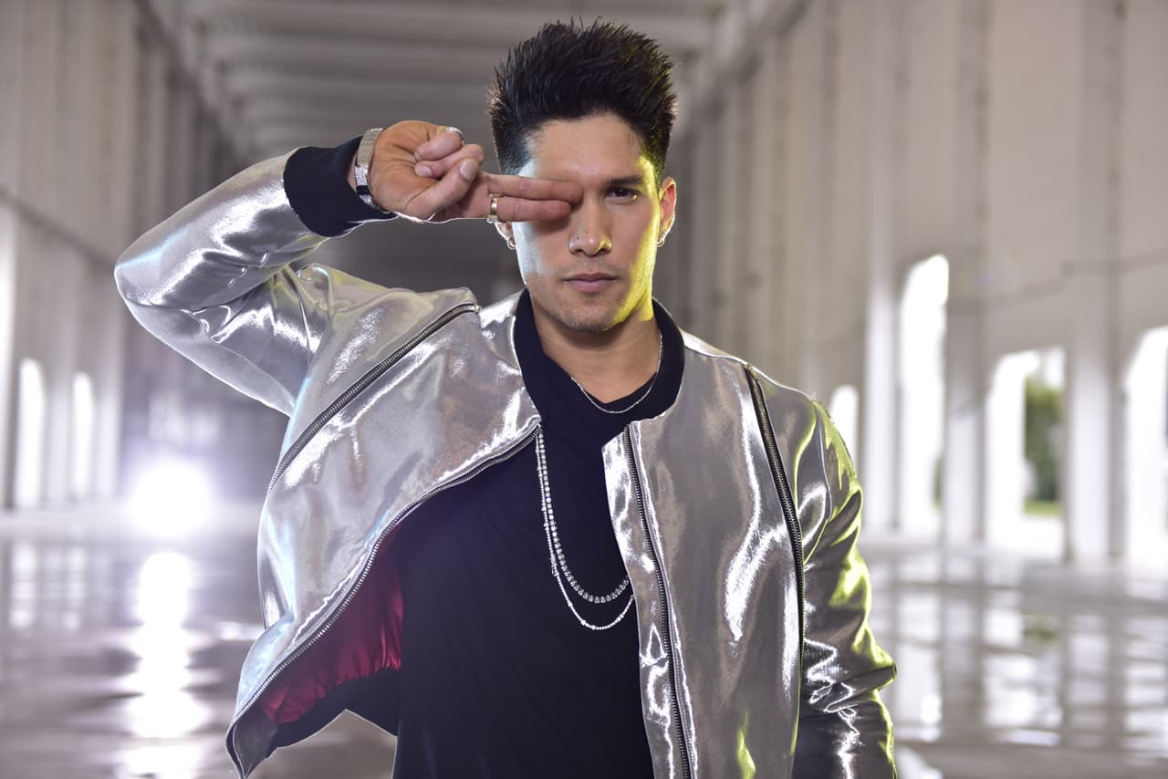 Después de dejar en claro que la relación entre ambos artistas siempre fue distante, una declaración que diera Chyno Miranda al programa "El Gordo y la Flaca" en el que habló de la situación migratoria de Nacho, quien lleve meses varado en Venezuela luego de que el gobierno de ese país cancelara su visa, terminó por confirmar que entre ellos nunca hubo amistad.