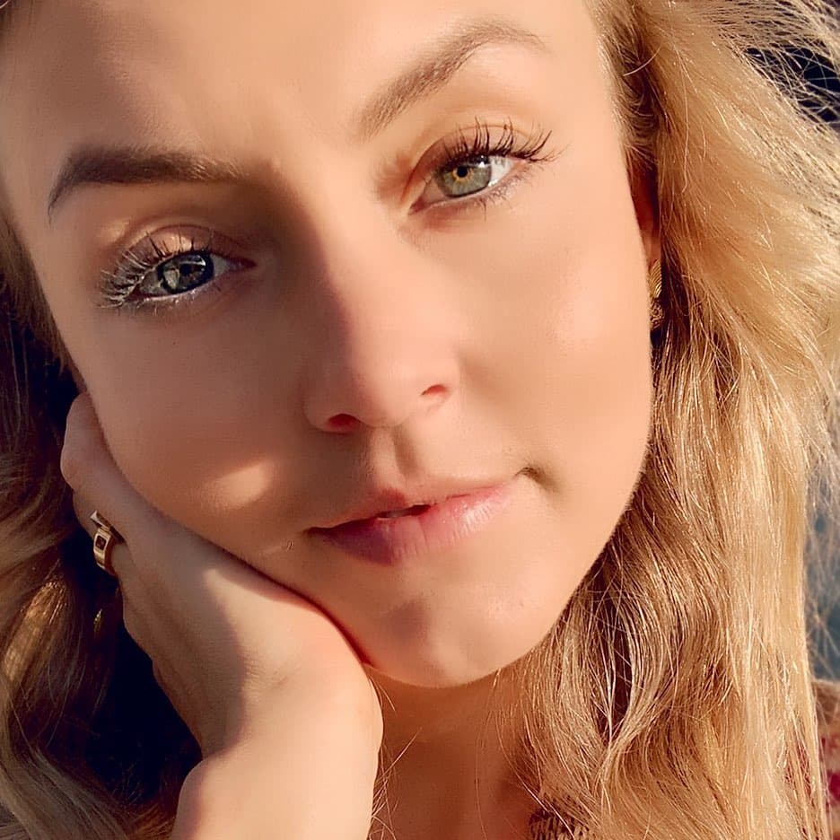 La bebé nombrada Chloé nacerá a finales de este mes. “Voy a ser tía por segunda vez. A finales de este mes de noviembre nace Chloé mi sobrinita”, confesó la actriz de 'Teresa' para el programa Hoy.