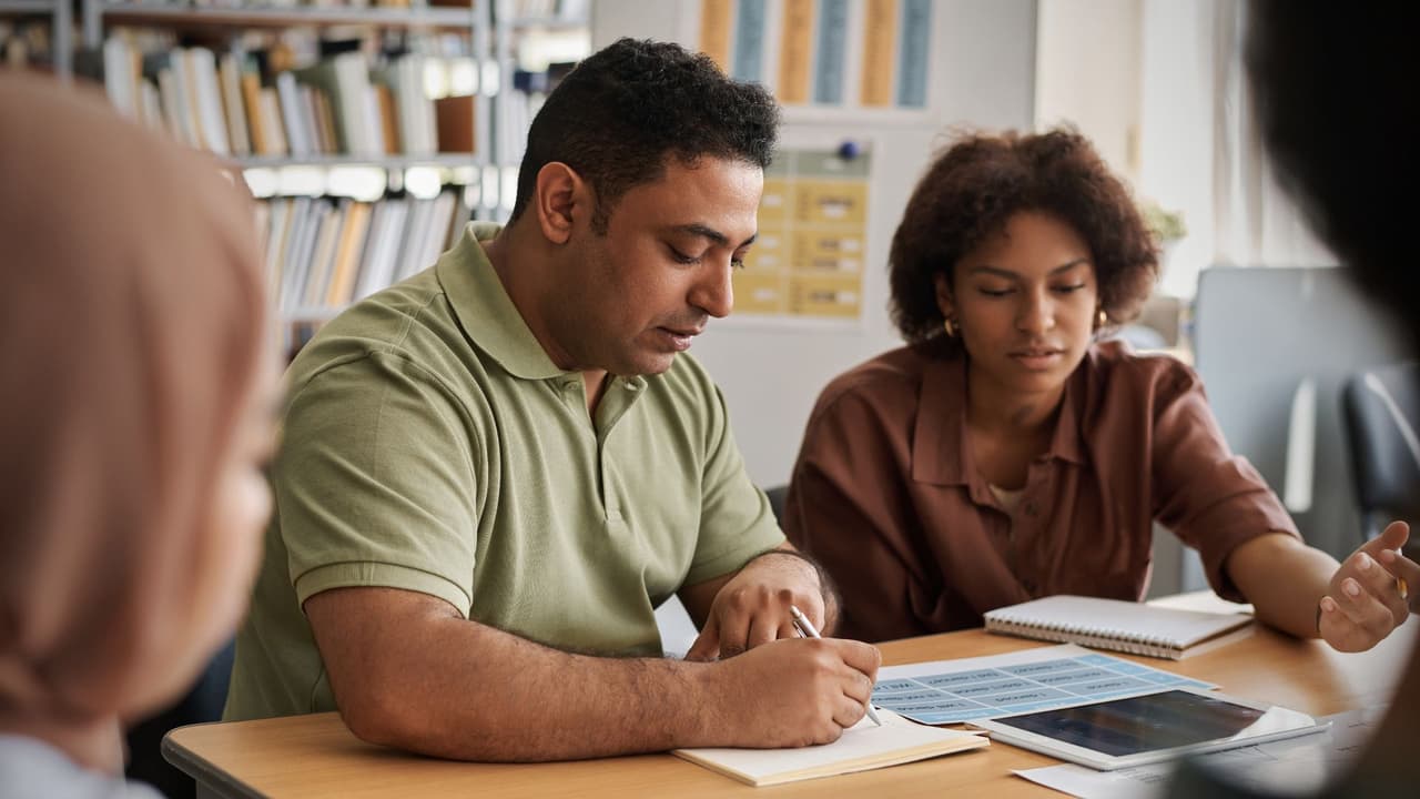 ¿Quieres terminar la preparatoria? Conoce el programa gratuito para adultos en Austin