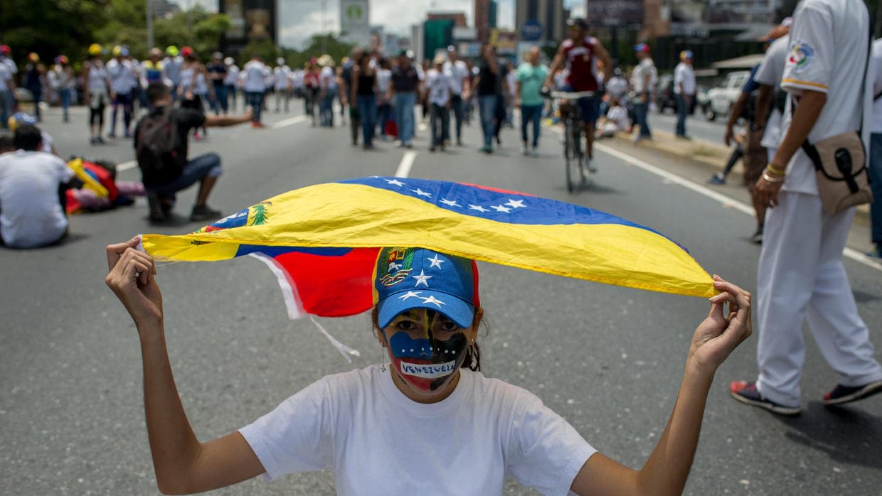 Familiares del periodista Braulio Jatar preso en Venezuela denuncian su desaparición