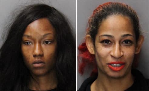 Destiny Pettway (i) y Maria Westley (d) enfrentan cargos por explotación sexual de un menor.