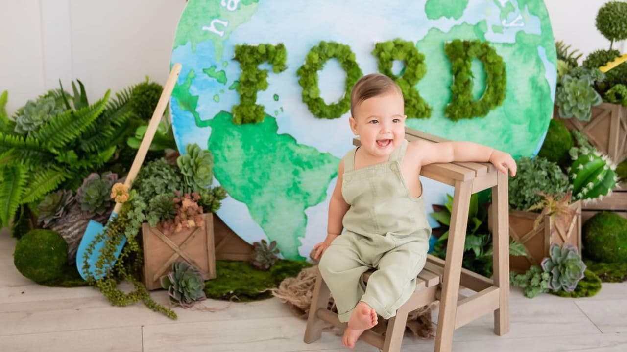 <b>Mira también:</b> La presentadora de Primer Impacto quiso inmortalizar este día con una tierna e inspiradora sesión de fotos alusivas al Día de la Tierra.