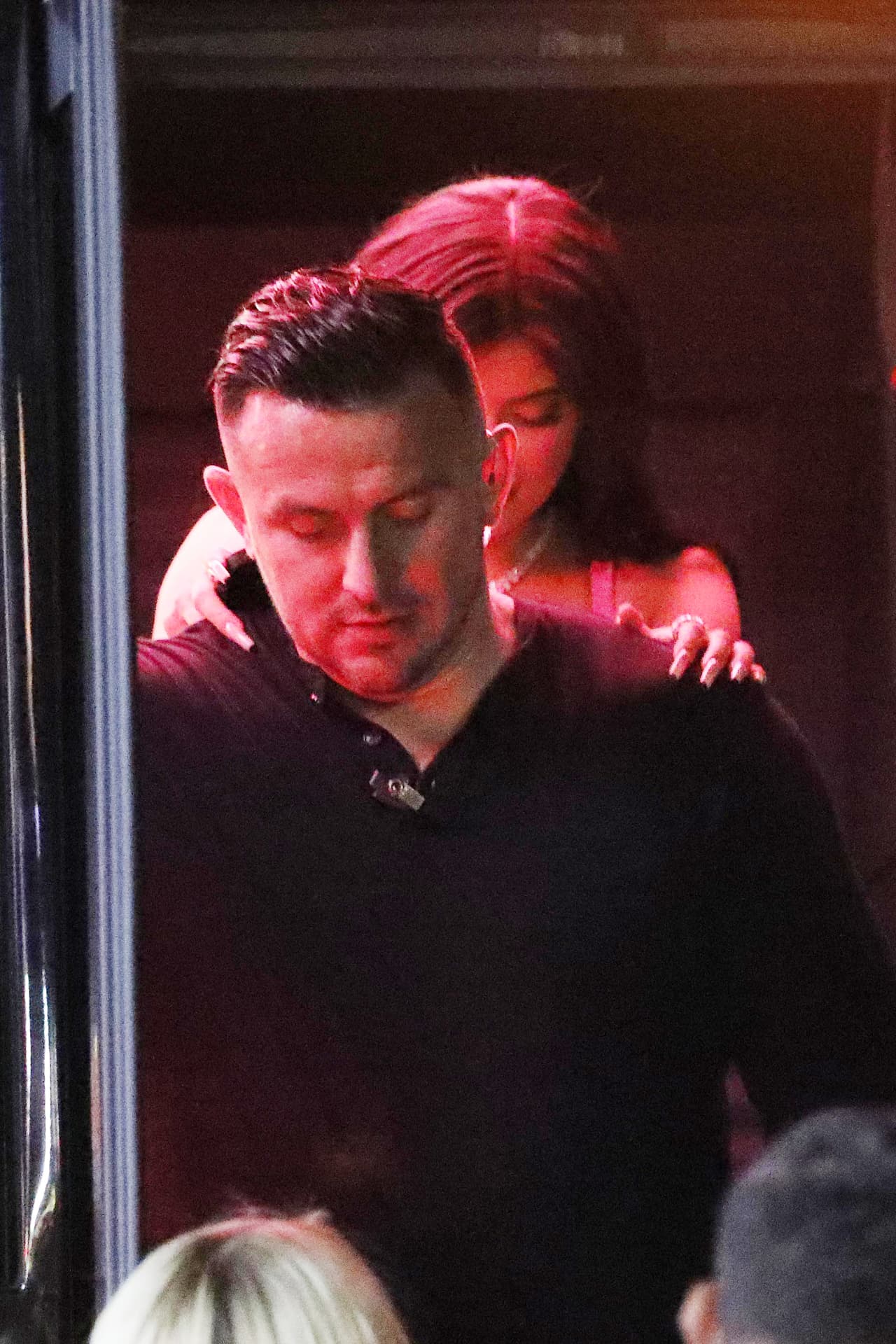 De acuerdo con una fuente de People, Kylie Jenner y Tyga se han mantenido como 
<b>simplemente "amigos".</b>