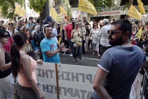 De acuerdo a la web BBC Mundo, la primera forma de default de la que se tenga registro sucedió en Grecia, en el año 377 antes de Cristo.