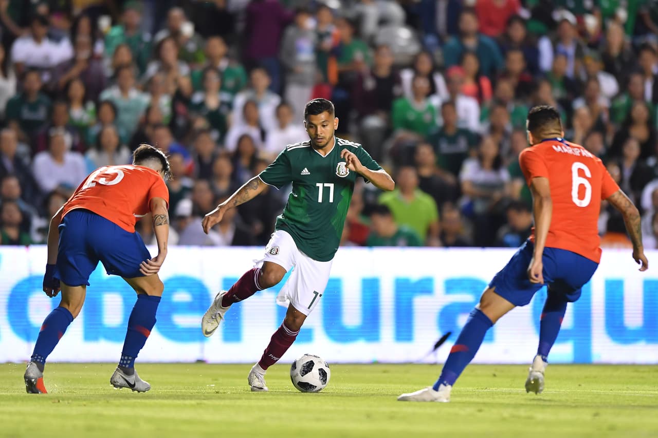 Jesús Corona fue uno de los más insistentes en el ataque mexicano.
<i>El Tecatico</i> le puso picante pero sin suficiente efectividad.