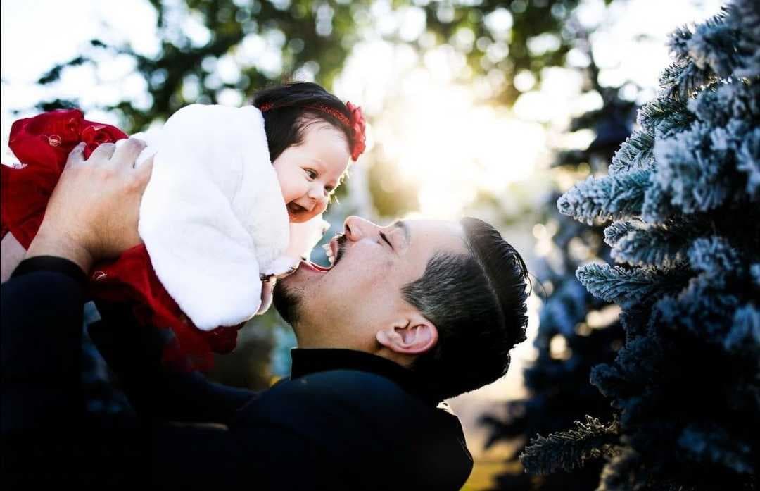 El papá de Adalyn afirma que su pequeña hija heredó rasgos de la personalidad de su madre, como el carácter fuerte y el gran cariño que su esposa le manifestaba.