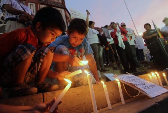 Fueron algunas de las consignas que gritaban algunos chilenos desde Santiago, de acuerdo a los reportes de diarios locales.