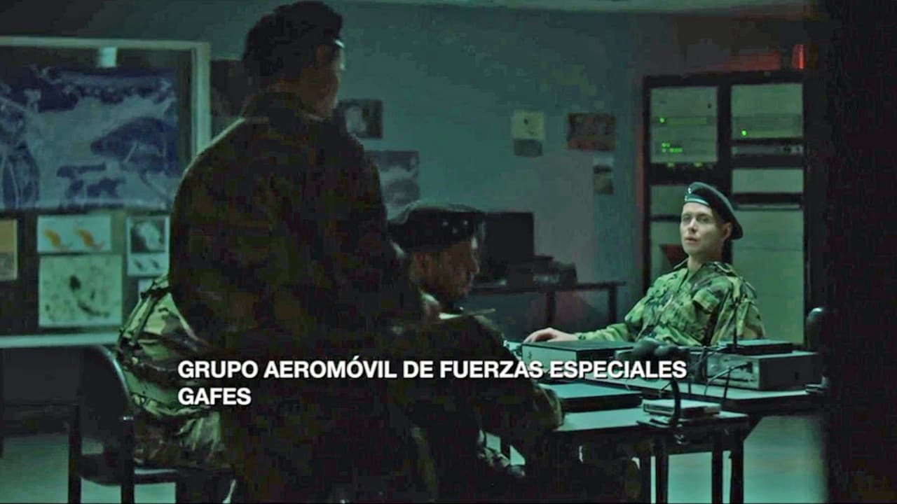 In episode two of the series, the GAFES (Airborne Special Forces), a four member elite group, was commissioned with the task of recapturing ‘
<b><a href="http://www.univision.com/series/el-chapo/marco-de-la-o-is-joaquin-el-chapo-guzman-in-el-chapo" target="_blank">El Chapo</a></b>’ after his escape from the Puente Grande Penitentiary.