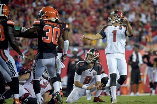 Los Tampa Bay Buccaneers firmaron al pateador  Connor Barth