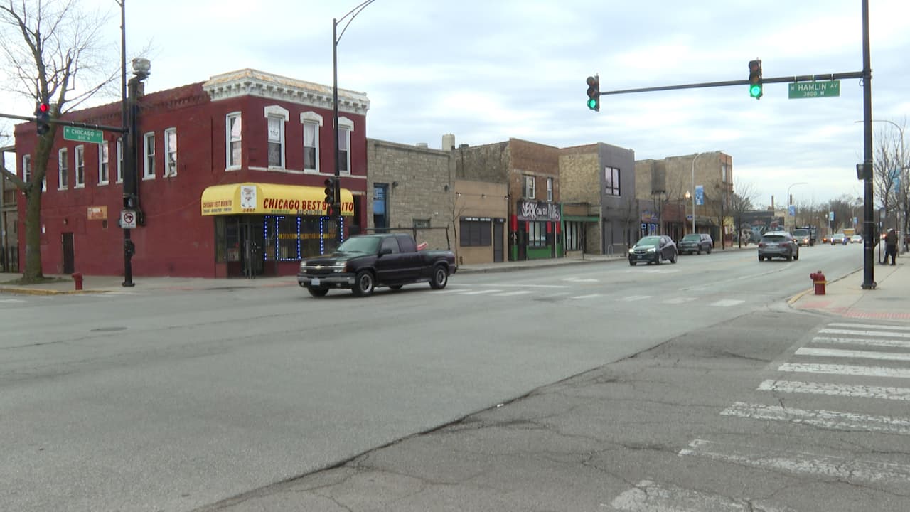 Un joven muerto y dos más en heridos en tiroteo de Humboldt Park 
