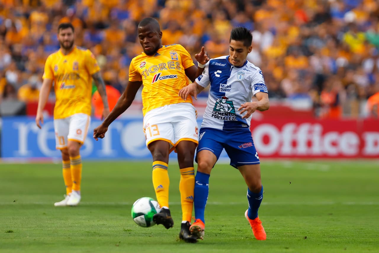 Enner Valencia fue de los elementos con mayor participación en el ataque de los locales pero no encontró una opción de gol durante los primeros 45 minutos.