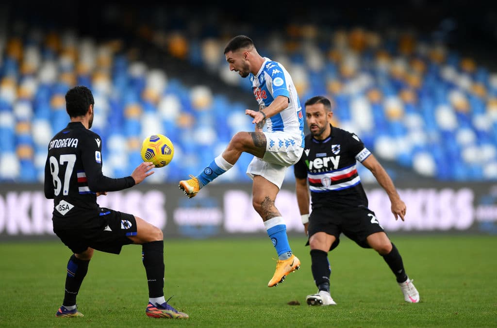Napoli derrota al Sampdoria 2-1 con una excelente actuación del mexicano 'Chucky' Lozano. Jankto abrió el marcador a favor de la Samp al minuto 22, pero fue hasta la segunda mitad donde los de Gatusso anotaron dos goles para imponerse y llevarse la victoria en la Serie A.