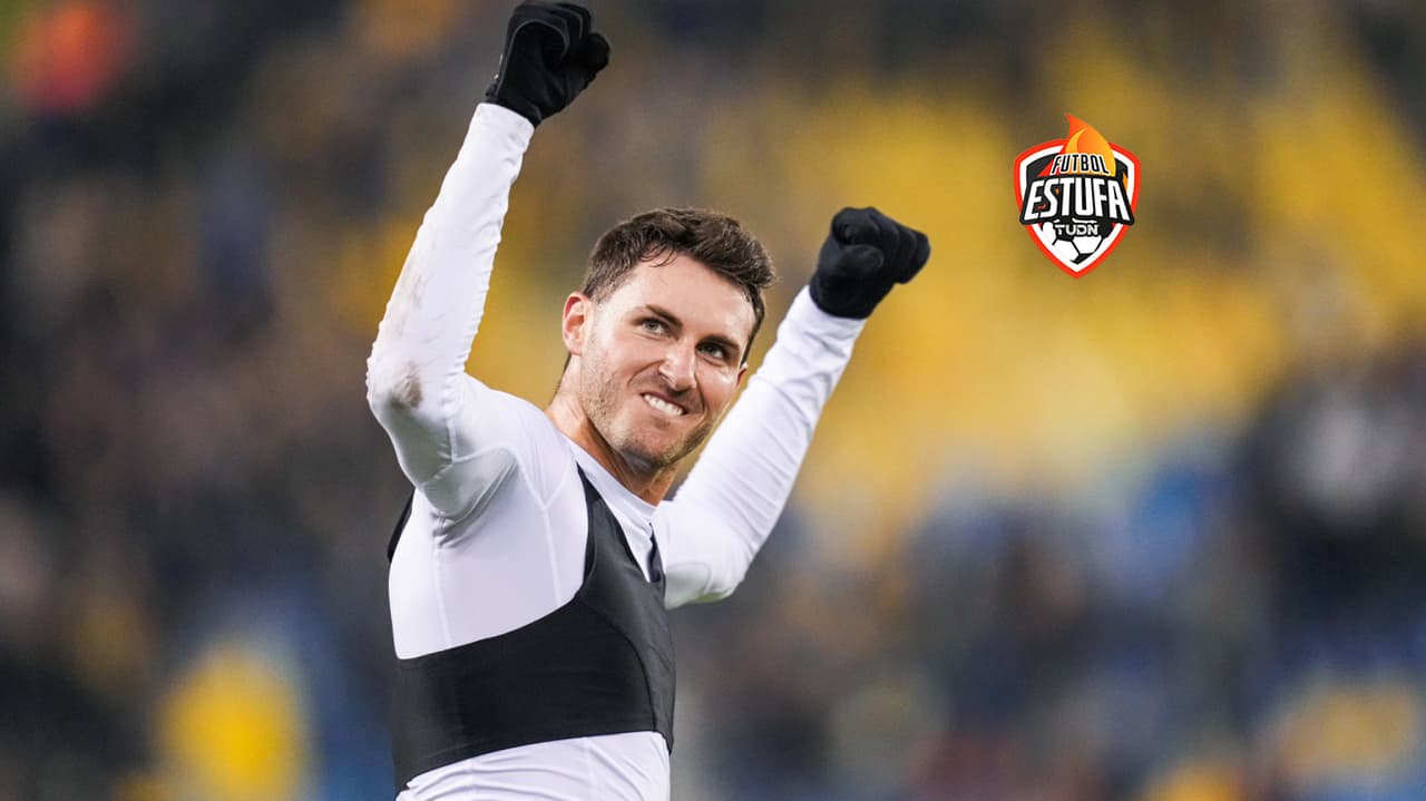 Napoli refuerza interés en Santiago Giménez y manda visores a verlo