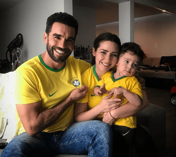 Ariadne y Marcus están tan enamorados que ya planean agrandar la familia, según dijo la actriz; eso sí, después de la boda.