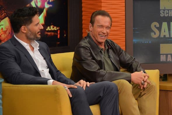 Arnold Schwarzenegger y Joe Manganiello en Despierta