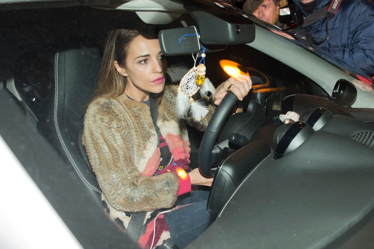 La modelo y actriz fue sorprendida este lunes mientras llegaba a unos departamentos en pleno corazón de Madrid, España.