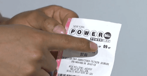 Ecuatoriano indocumentado residente en Brooklyn gana $50,000 en el Powerball