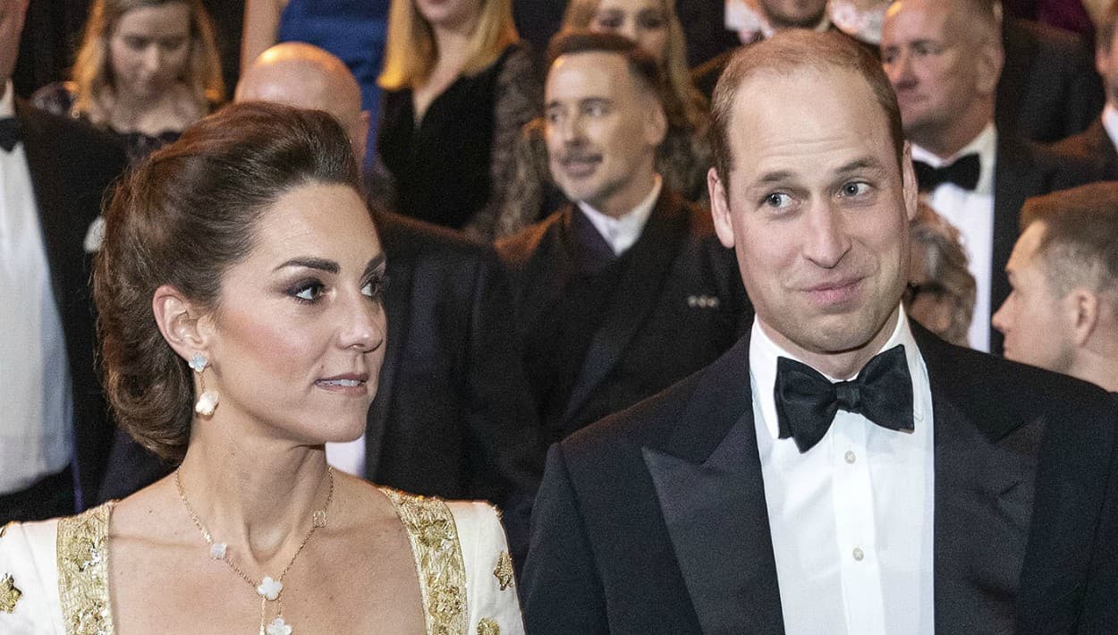 A los duques de Cambrigde, el príncipe William y Kate Middleton, los sorprendió con una broma que envió a los Bafta y en la que mencionó la sensible mudanza del príncipe Harry.