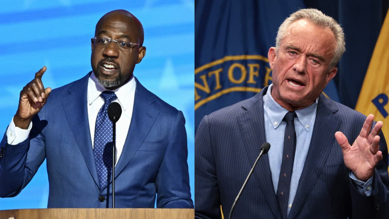 Senador Warnock pide salida de Robert F. Kennedy Jr. por "sembrar dudas sobre las vacunas"