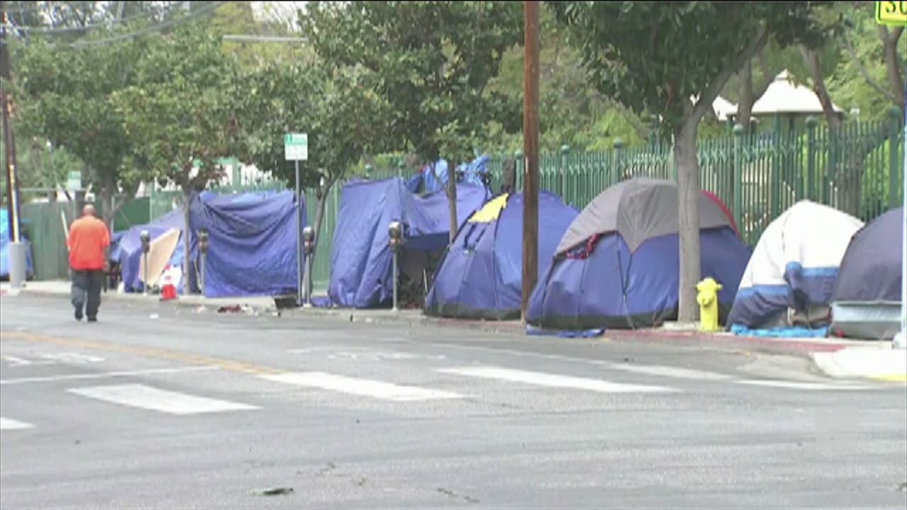 Aumenta el número de indigentes en el condado de Los Ángeles según el último reporte
