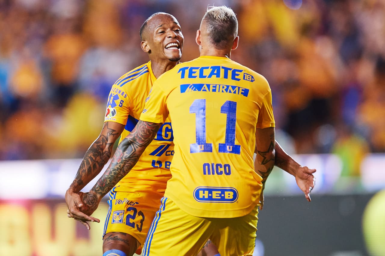 El jugador festejó con 'Diente' López, quien le dio la asistencia.