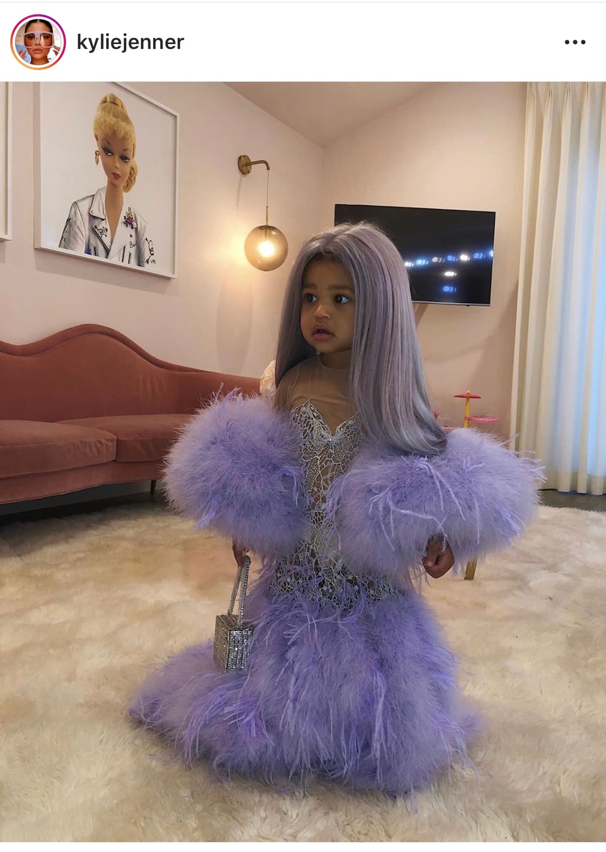 El pasado fin de semana algunos famosos celebraron 
<b><a href="https://www.univision.com/noticias/20-disfraces-de-halloween-para-familias-2019">Halloween</a></b> y mostraron en las redes sociales sus disfraces. Varios de ellos también disfrazaron a sus hijos.