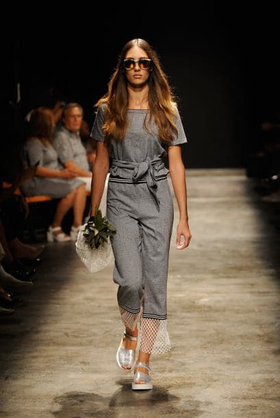 Los lentes de sol siempre son un accesorio importante para complementar tu ‘outfit’.