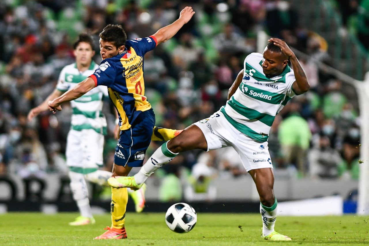 San Luis consiguió el empate en casa del Santos y se quedó con el último boleto para el Repechaje.