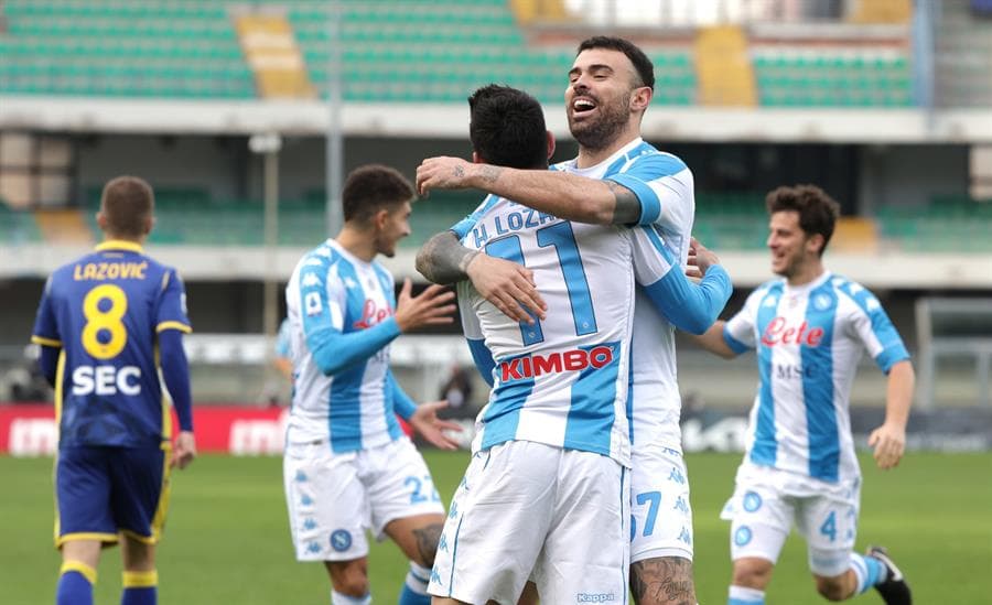 Napoli ve la derrota ante el Hellas Verona 3-1. Hirving Lozano anotó el gol más rápido en la historia del Napoli, pero no fue suficiente, pues los 'Gialloblu' dieron la vuelta con goles de Dimarco, Barak y Zaccagni, durante la J19 en la Serie A.