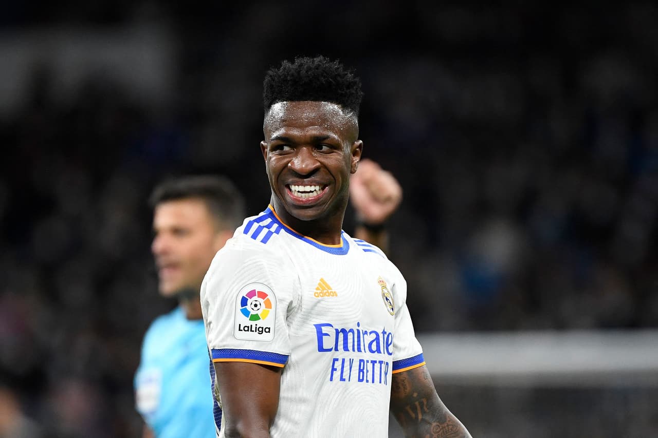 El Real Madrid logró la remontada por goleada ante la Real Sociedad en la Jornada 27 de LaLiga para aferrarse al liderato con 63 puntos y llegar motivados al duelo de Champions League ante PSG.