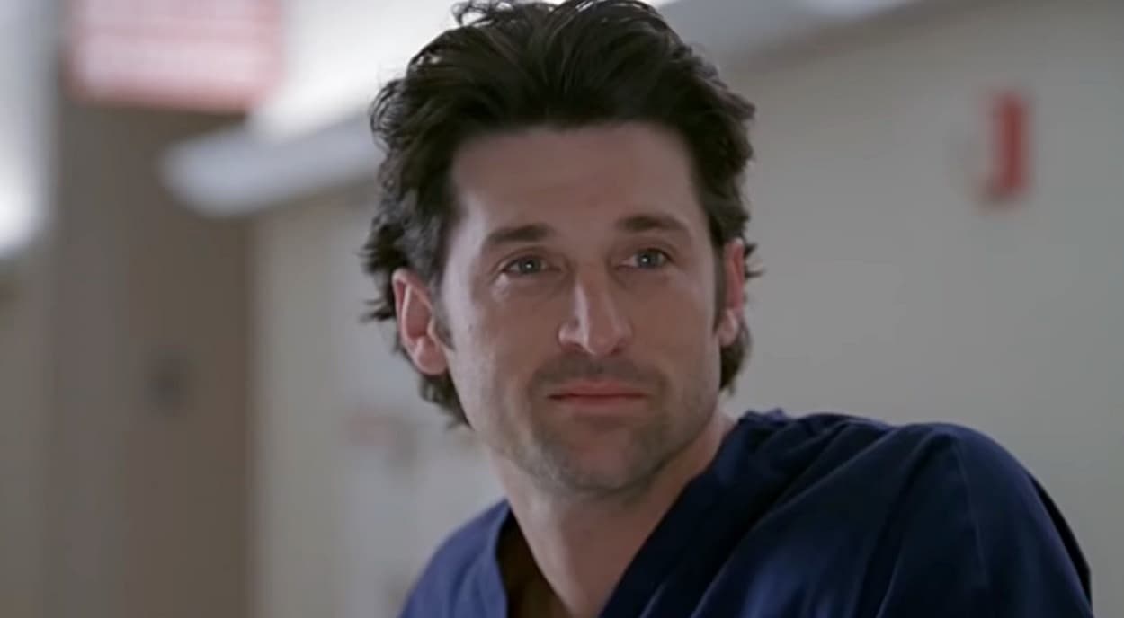 <b>Patrick Dempsey</b>
<br>Después de once temporadas, el neurocirujano Derek Sheperd de 
<a href="https://www.univision.com/entretenimiento/cine-y-series/5-despedidas-de-greys-anatomy-que-nunca-podremos-superar-preparate-para-moquear">'Grey's Anatomy'</a> falleció después de una negligencia médica. Su muerte fue más que inesperada, ya que su esposa Meredith estaba esperando un bebé.