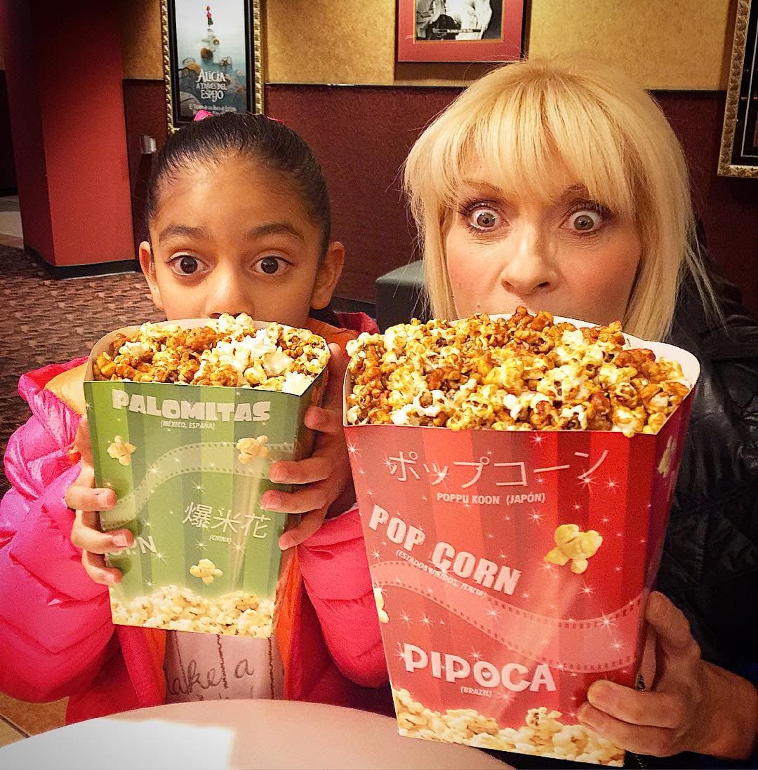 Yuri confesó que la razón por la que nunca tuvo hijos biológicos fue por miedo al parto.