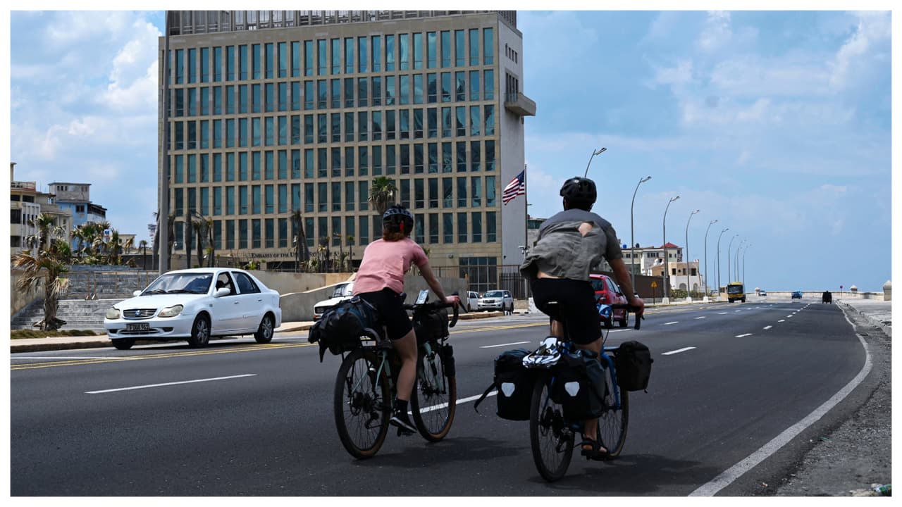 Anuncian ampliación de servicios consulares en embajada de Estados Unidos en La Habana 