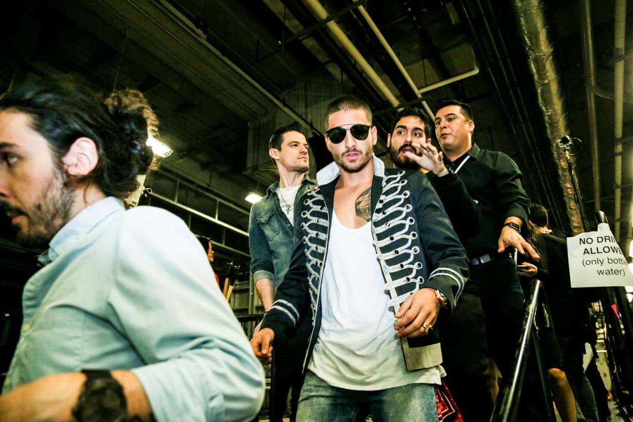 Una cosa fue lo que viste en televisión y otra lo que te perdiste. Pero, relax! Nuestro lente te trae el detrás de cámaras de la esta entrega de Premio Lo Nuestro.