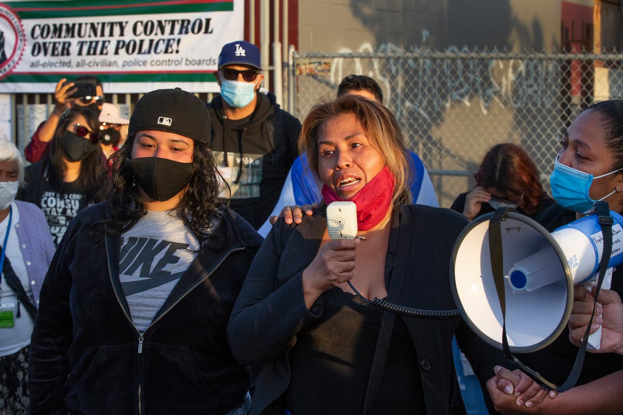 Entre tanto, la familia Guardado, la comunidad de Gardena y activistas se han unido en protestas en los últimos tres días, demandando justicia por la muerte del joven hispano a manos de uniformados.