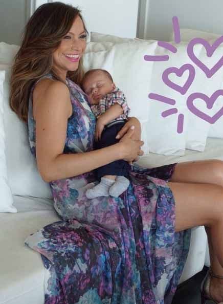 "¡La felicidad es estar contigo!", le dice Satcha a su baby Bruce.