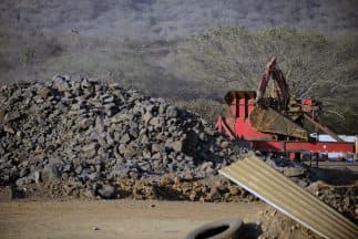 Autoridades mexicanas decomisaron mineral de hierro con valor por unos $70 millones de dólares a Templarios.
