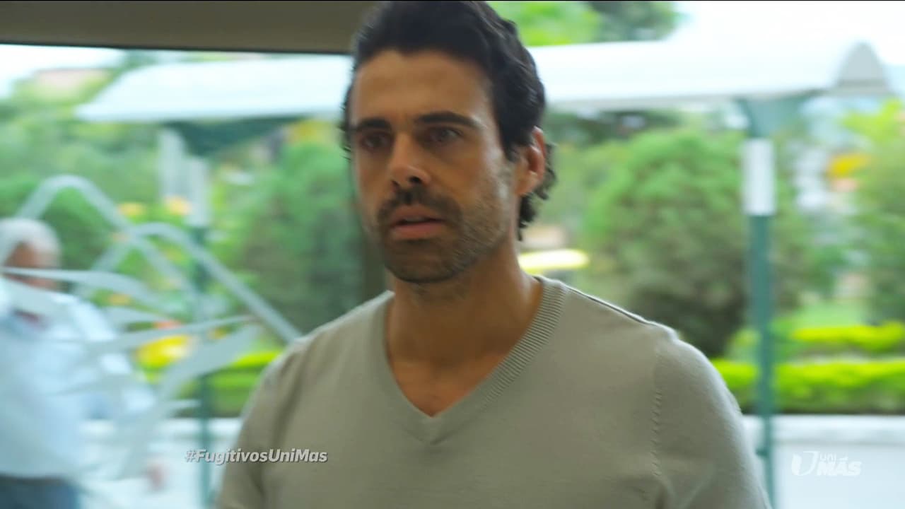 Pero Julián no la dejaría escapar tan fácilmente y corrió a buscarla.