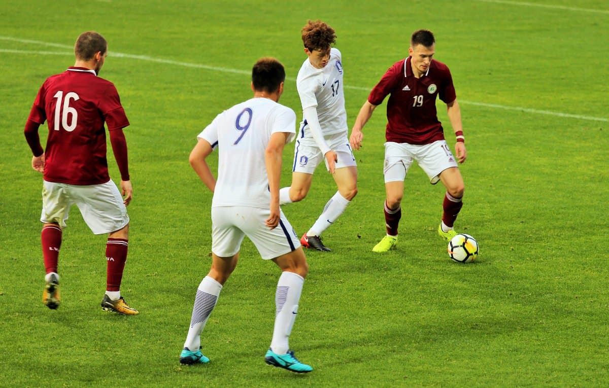 Siguiendo al rival: Corea del Sur ganó otro amistoso rumbo a Rusia 2018