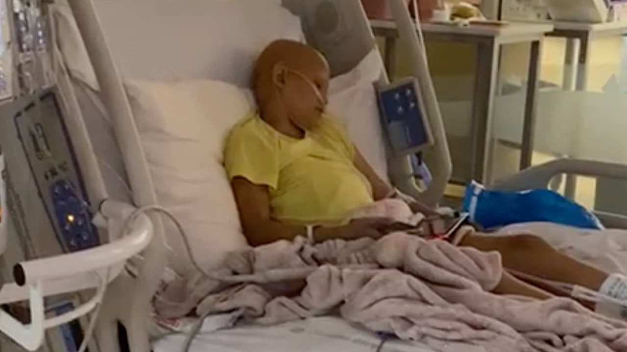 “Yo llegué a decirle a mi mami que por favor
<b><a href="https://www.univision.com/local/houston-kxln/queria-que-los-doctores-ya-me-dejaran-volar-al-cielo-el-relato-de-una-nina-que-vence-al-coronavirus">le dijera a los doctores</a></b> que ya no trataran, quería que los doctores ya me dejaran volar al cielo, pero no, ellos estuvieron ahí tratándome”, continuó Gigi.