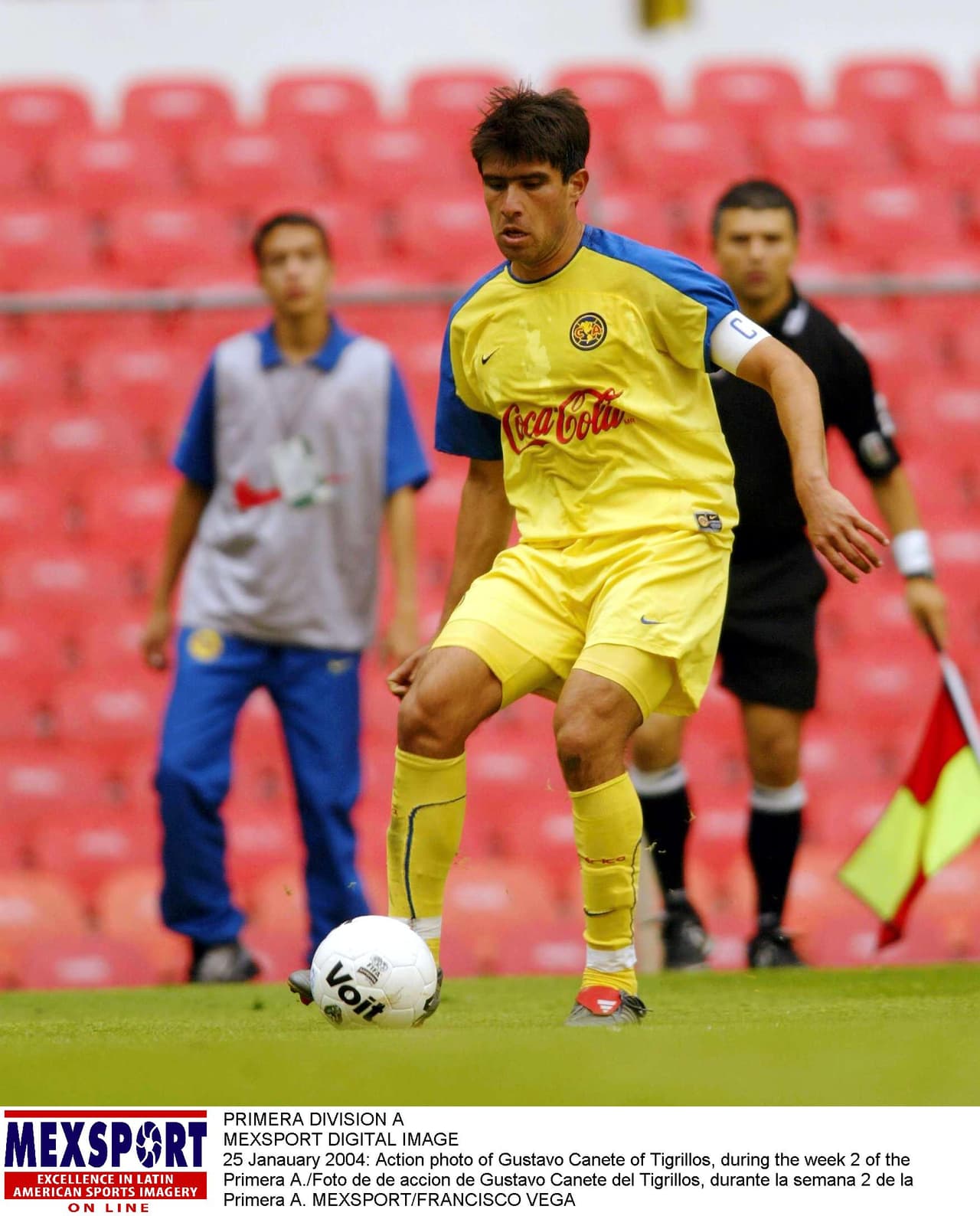 Gustavo Cañete jugó el verano de 1999, tuvo 11 apariciones y un solo gol.