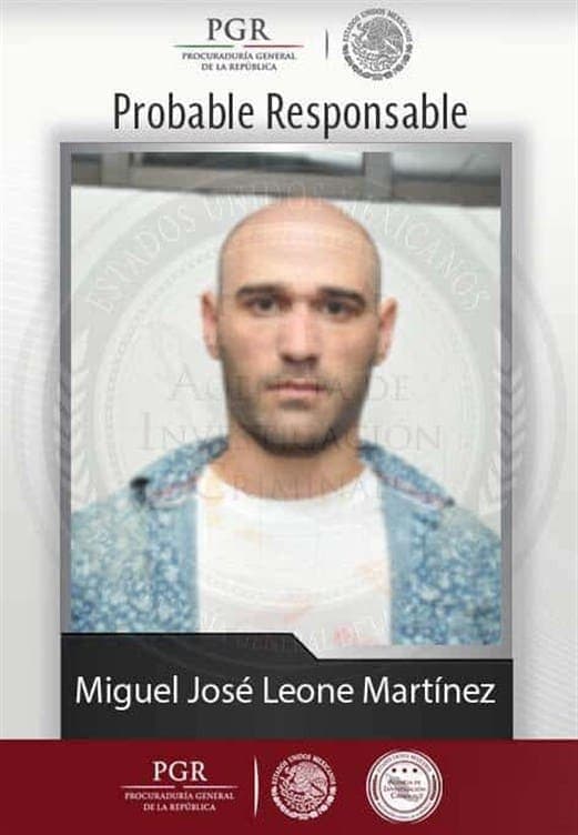 El fotógrafo fue 
<b>detenido en 2015 en Puerto Vallarta</b>, México debido a sus nexos con el narco, pero fue liberado al año siguiente por falta de pruebas. El pasado 6 de abril de 2018 fue incluido por el Departamento del Tesoro de EEUU como 
<b>‘Narcotraficante especialmente designado</b>’ por vínculos con el 
<b>Cártel de Jalisco Nueva Generación. </b>
<br>